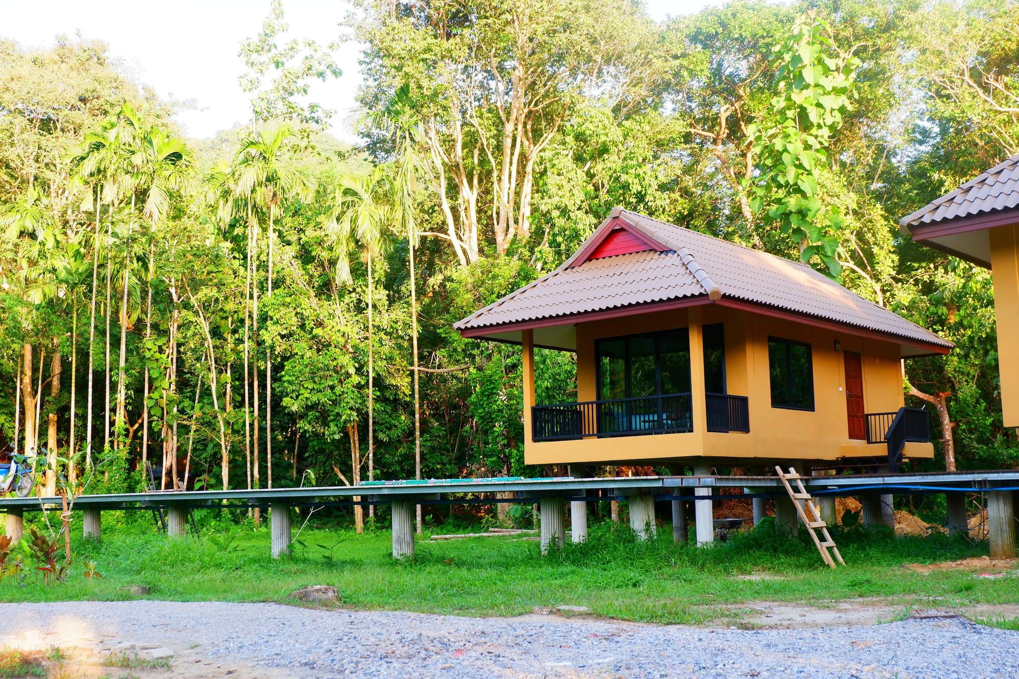 Art'S Riverview Lodge Khao Sok National Park Экстерьер фото