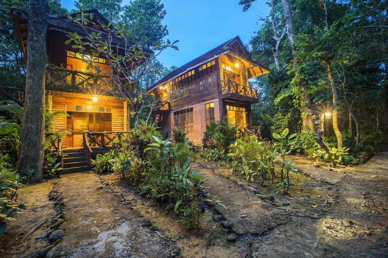 Art'S Riverview Lodge Khao Sok National Park Экстерьер фото
