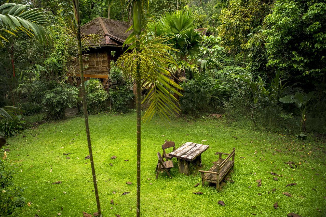 Art'S Riverview Lodge Khao Sok National Park Экстерьер фото