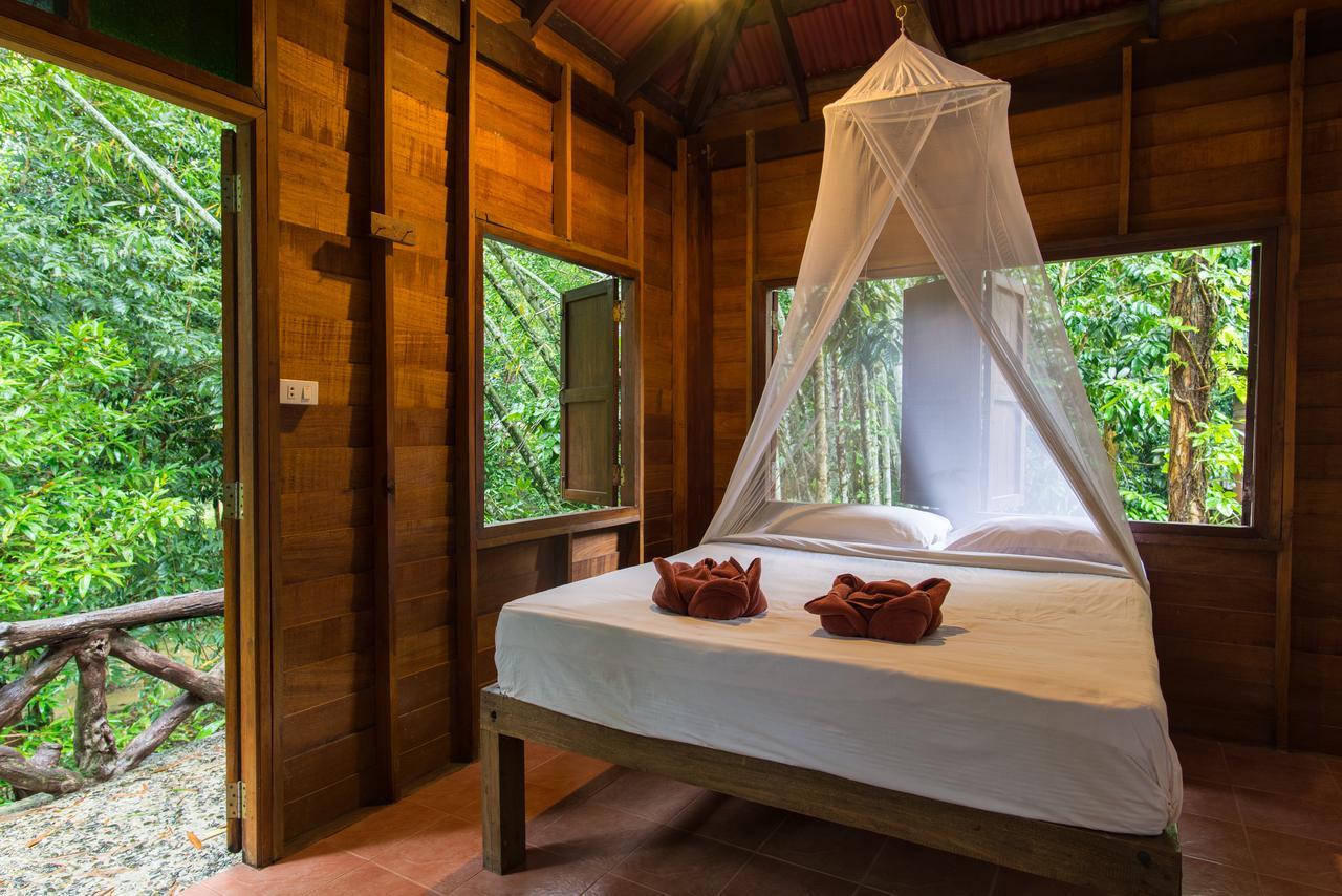 Art'S Riverview Lodge Khao Sok National Park Экстерьер фото