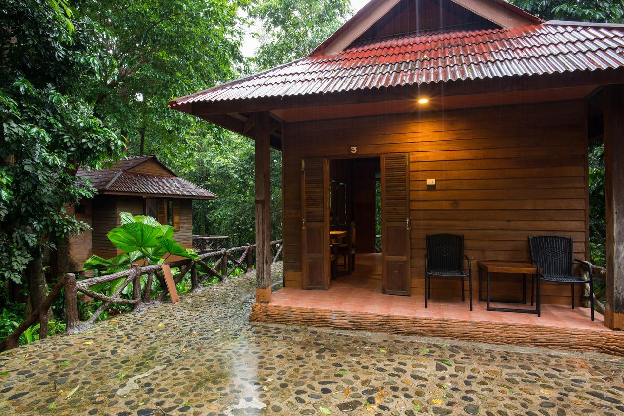 Art'S Riverview Lodge Khao Sok National Park Экстерьер фото