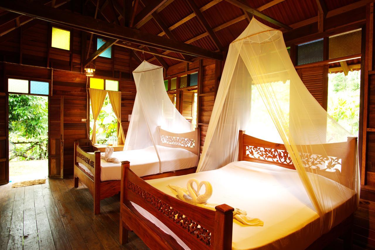 Art'S Riverview Lodge Khao Sok National Park Экстерьер фото