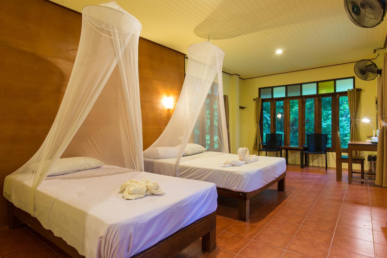 Art'S Riverview Lodge Khao Sok National Park Экстерьер фото